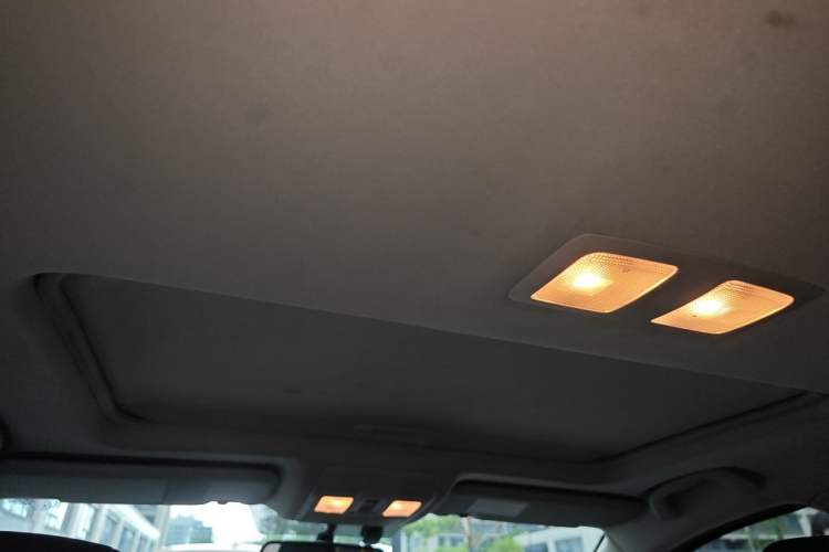 Used Mazda Atenza 2014 2.0L Blue Sky Luxury Edition Headliner