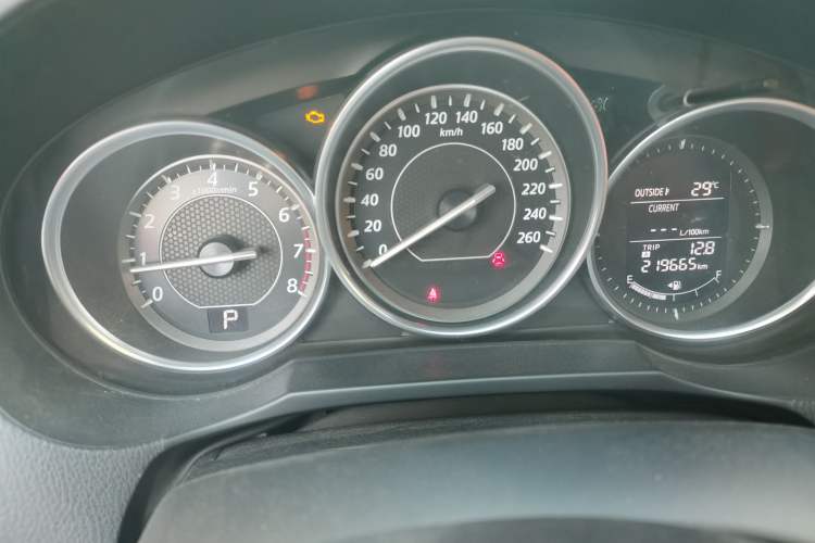 Used Mazda Atenza 2014 2.0L Blue Sky Luxury Edition Instrument Cluster