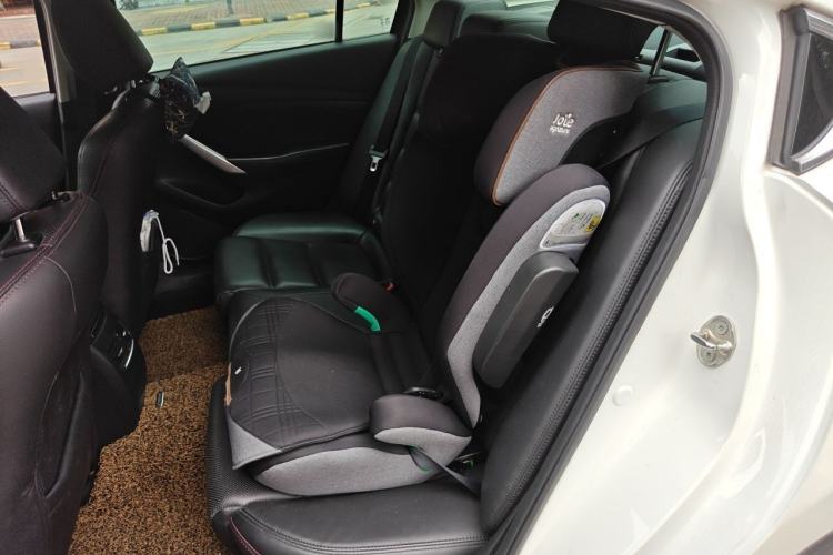Used Mazda Atenza 2014 2.0L Blue Sky Luxury Edition Interior 4