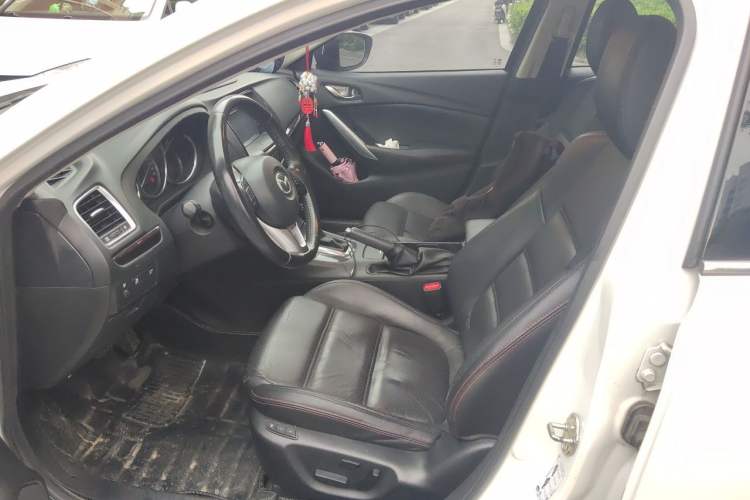 Used Mazda Atenza 2014 2.0L Blue Sky Luxury Edition Left Front Seat