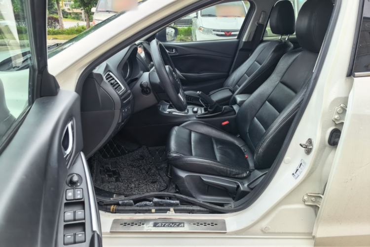 Used Mazda Atenza 2014 2.0L Blue Sky Fashion Edition Left Front Seat