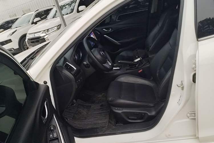 Used Mazda Atenza 2014 2.0L Blue Sky Luxury Edition Left Front Seat