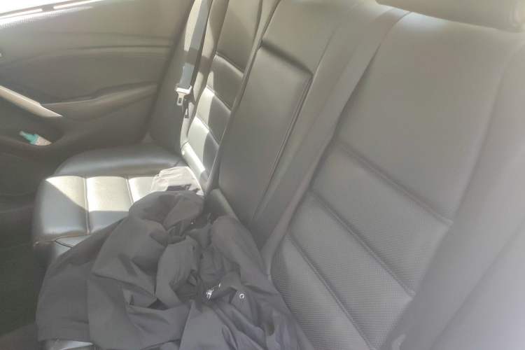 Used Mazda Atenza 2014 2.0L Blue Sky Luxury Edition Left Rear Seat