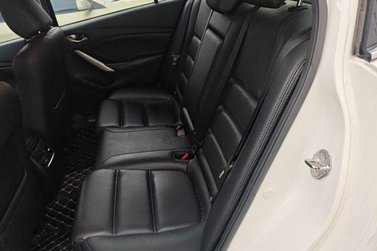 Used Mazda Atenza 2014 2.0L Blue Sky Luxury Edition Left Rear Seat