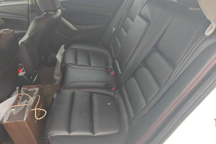 Used Mazda Atenza 2014 2.0L Blue Sky Fashion Edition Left Rear Seat