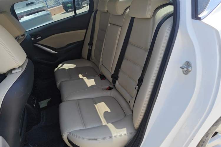 Used Mazda Atenza 2014 2.0L Blue Sky Luxury Edition Left Rear Seat