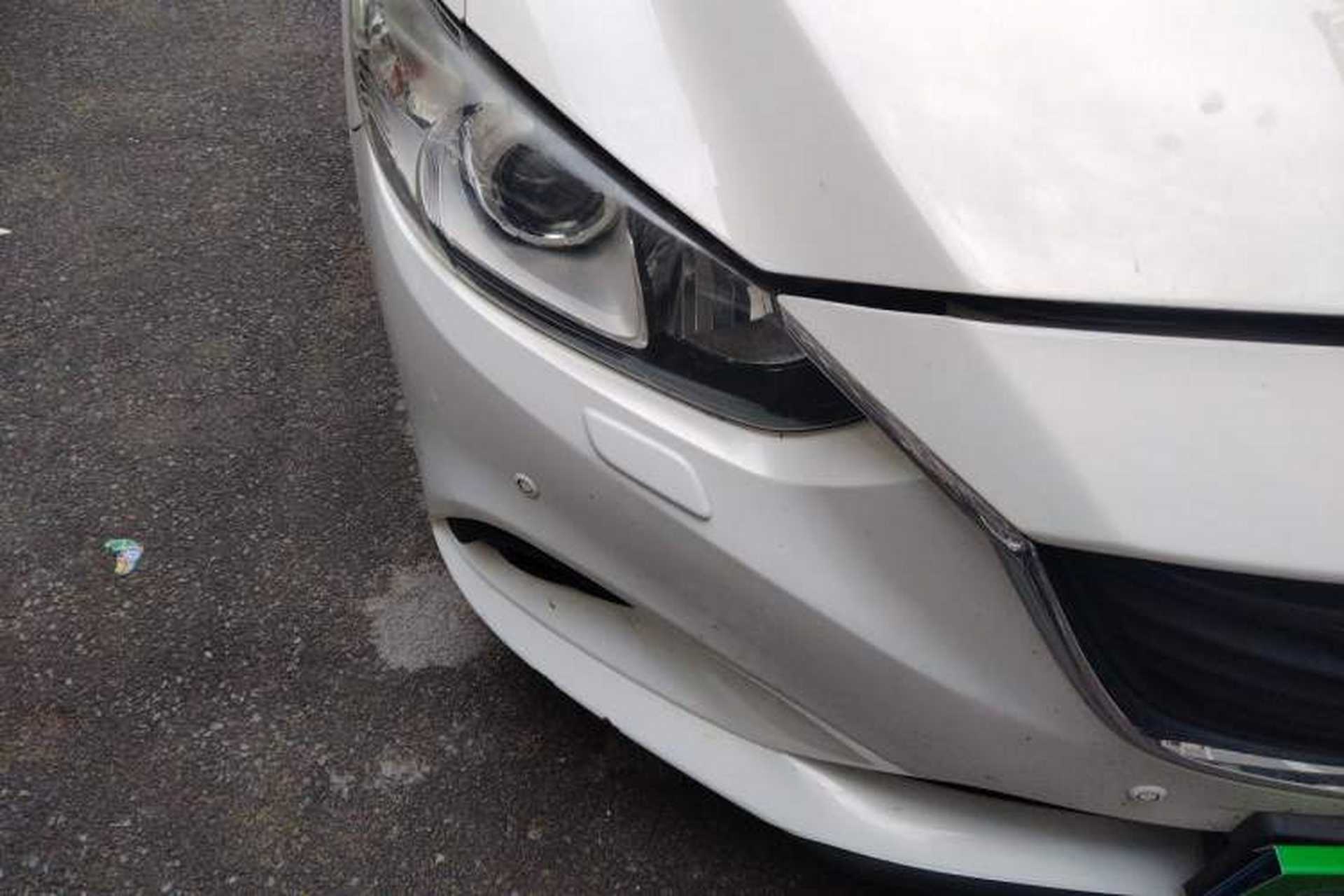 Used Mazda Atenza 2014 2.5L Blue Sky Prestige Edition Right Front Headlight