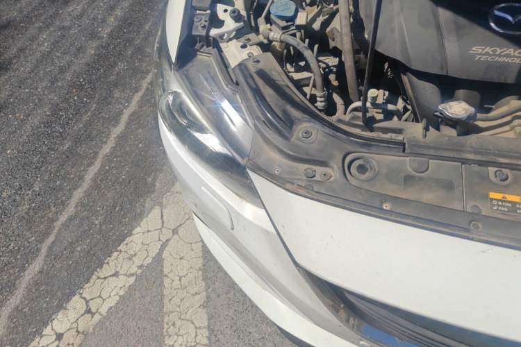 Used Mazda Atenza 2014 2.5L Blue Sky Prestige Edition Right Front Headlight