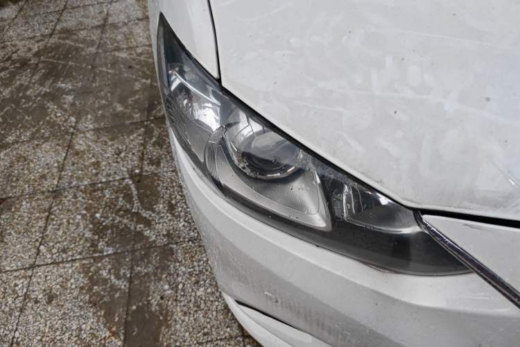 Used Mazda Atenza 2014 2.0L Blue Sky Luxury Edition Right Front Headlight