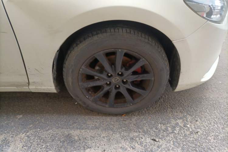 Used Mazda Atenza 2014 2.0L Blue Sky Luxury Edition Right Front Wheel Hub