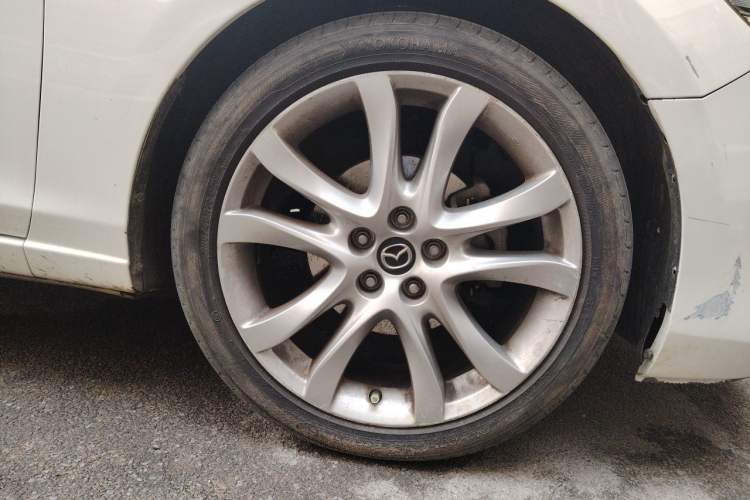 Used Mazda Atenza 2014 2.5L Blue Sky Prestige Edition Right Front Wheel Hub