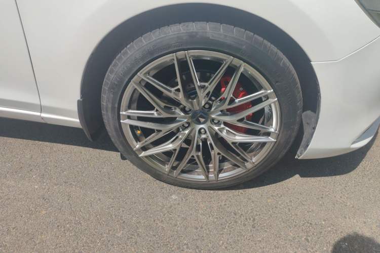 Used Mazda Atenza 2014 2.5L Blue Sky Prestige Edition Right Front Wheel Hub