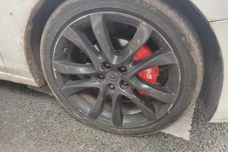 Used Mazda Atenza 2014 2.5L Blue Sky Prestige Edition Right Front Wheel Hub