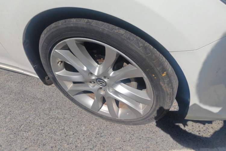 Used Mazda Atenza 2014 2.5L Blue Sky Prestige Edition Right Front Wheel Hub