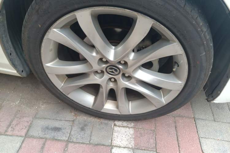 Used Mazda Atenza 2014 2.5L Blue Sky Prestige Edition Right Front Wheel Hub