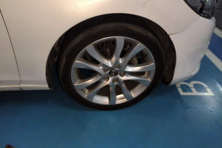 Used Mazda Atenza 2014 2.5L Blue Sky Prestige Edition Right Front Wheel Hub