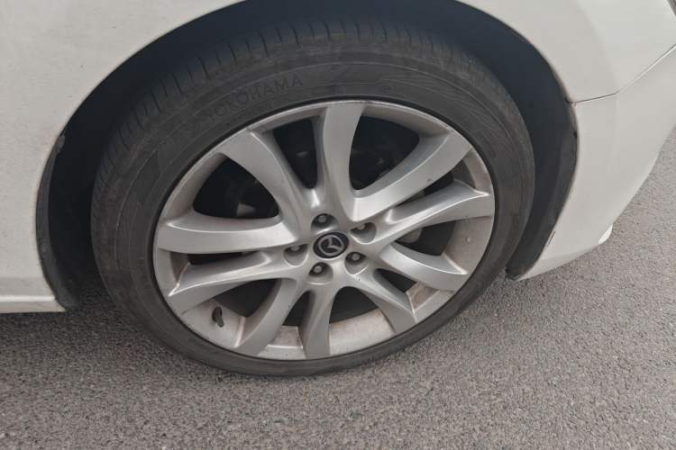 Used Mazda Atenza 2014 2.5L Blue Sky Prestige Edition Right Front Wheel Hub