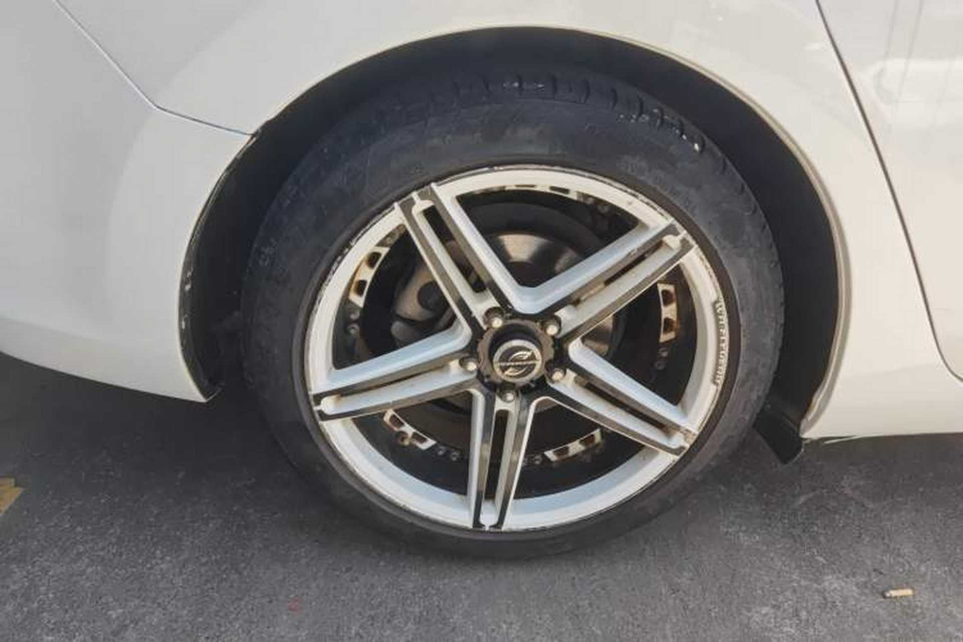 Used Mazda Atenza 2014 2.0L Blue Sky Luxury Edition Right Rear Wheel Hub