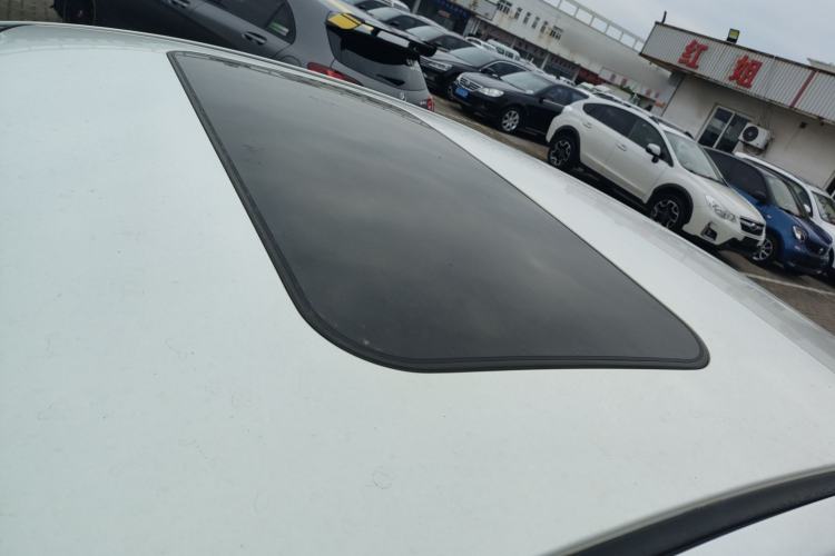 Used Mazda Atenza 2014 2.5L Blue Sky Prestige Edition Roof
