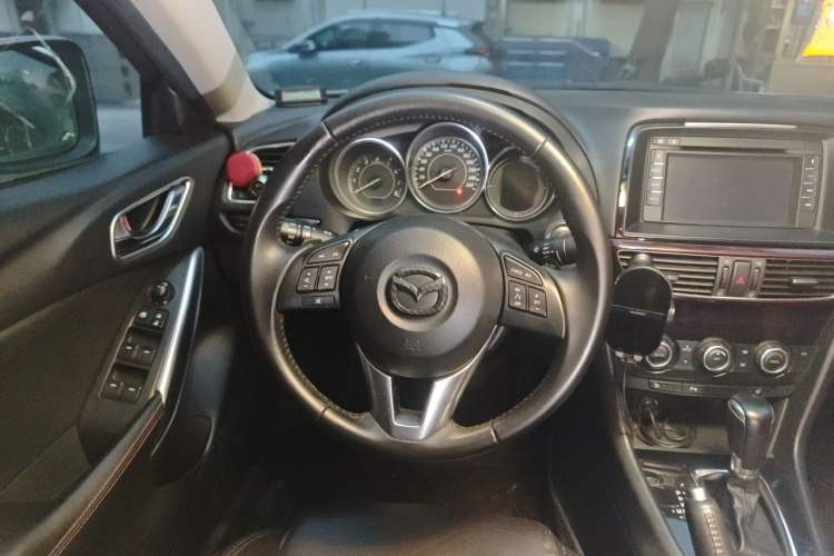 Used Mazda Atenza 2014 2.5L Blue Sky Prestige Edition Steering Wheel