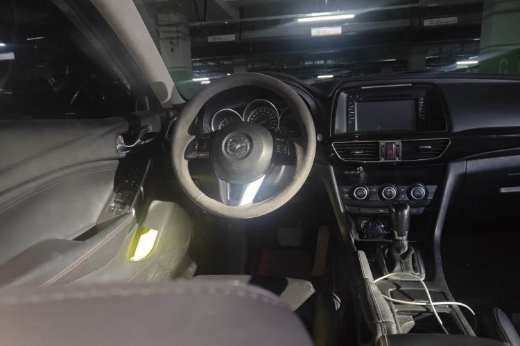 Used Mazda Atenza 2014 2.0L Blue Sky Luxury Edition Steering Wheel