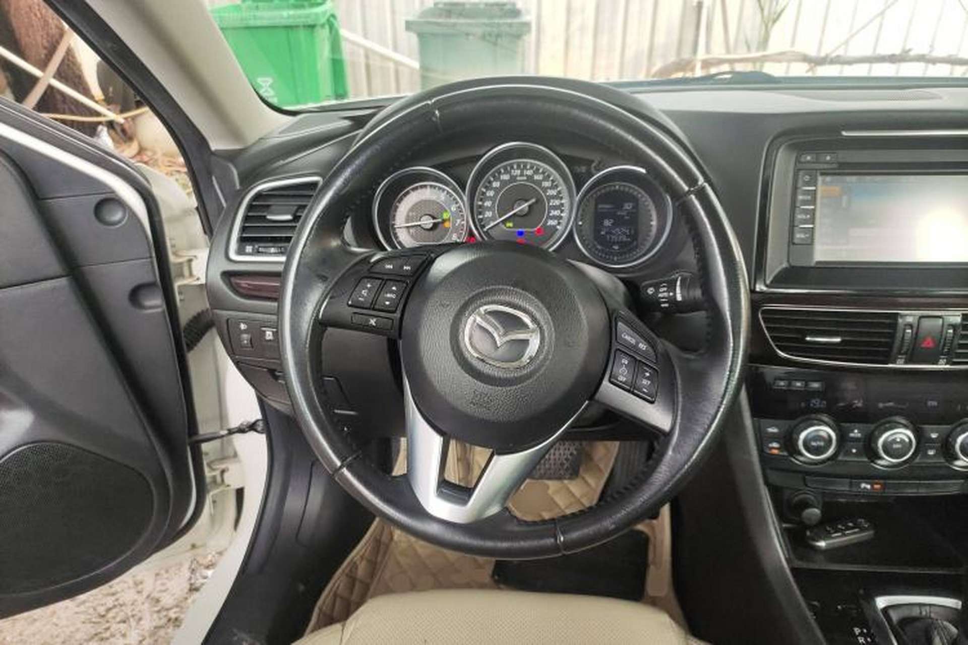Used Mazda Atenza 2014 2.0L Blue Sky Luxury Edition Steering Wheel