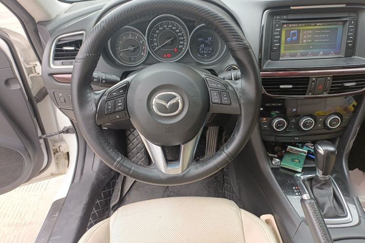 Used Mazda Atenza 2014 2.0L Blue Sky Luxury Edition Steering Wheel