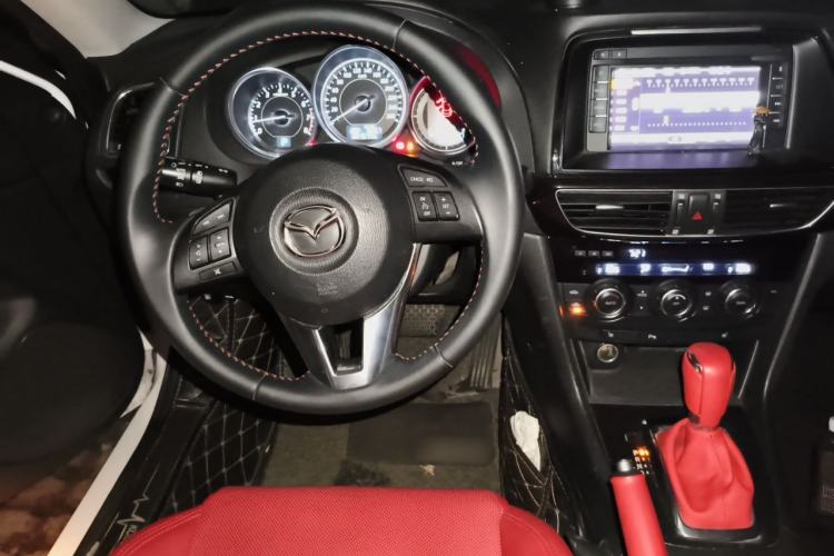 Used Mazda Atenza 2014 2.0L Blue Sky Deluxe Edition Steering Wheel