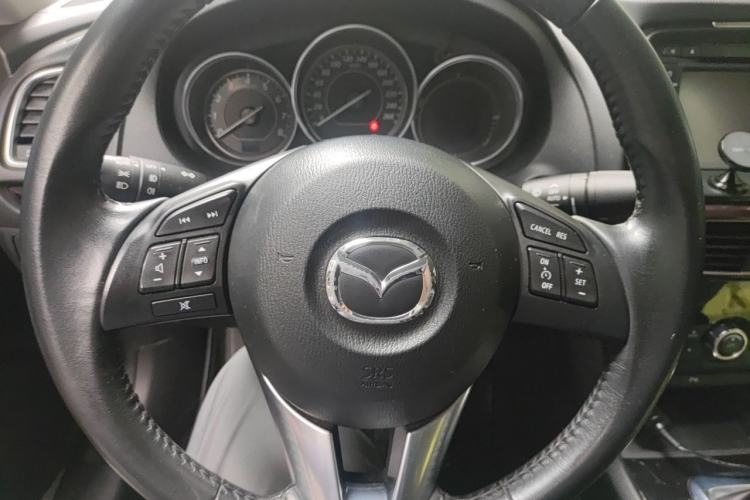 Used Mazda Atenza 2014 2.0L Blue Sky Luxury Edition Steering Wheel