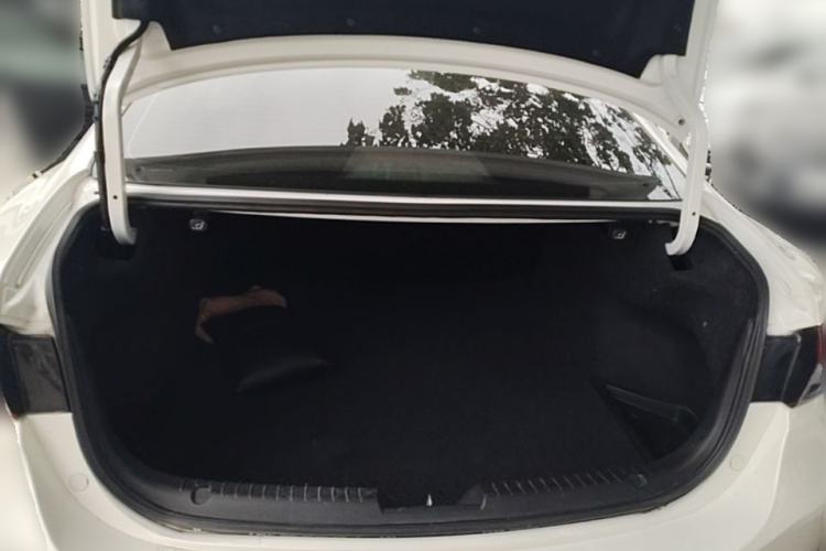 Used Mazda Atenza 2014 2.0L Blue Sky Luxury Edition Trunk