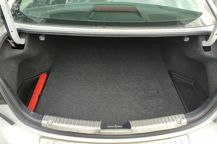 Used Mazda Atenza 2014 2.5L Blue Sky Prestige Edition Trunk