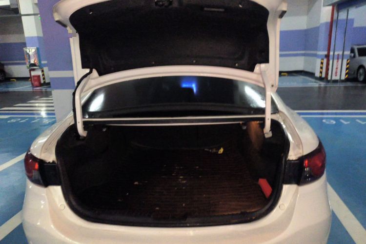 Used Mazda Atenza 2014 2.5L Blue Sky Prestige Edition Trunk