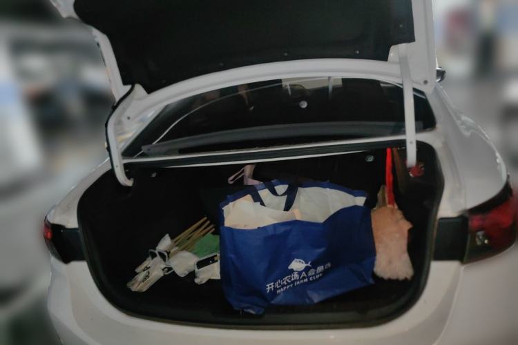Used Mazda Atenza 2014 2.0L Blue Sky Luxury Edition Trunk