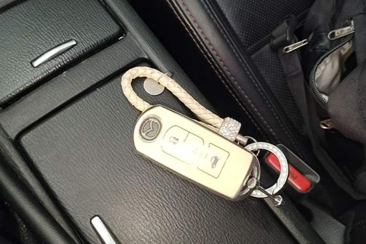 Used Mazda Atenza 2014 2.0L Blue Sky Luxury Edition Vehicle Key