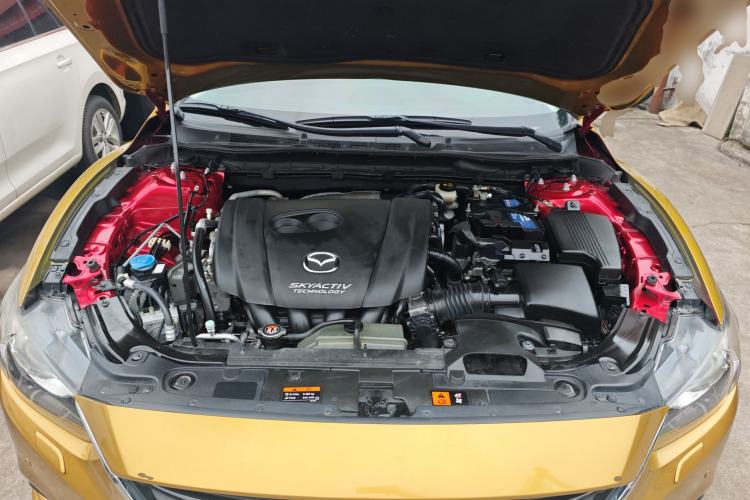 Used Mazda Atenza 2014 2.5L Blue Sky Prestige Edition Engine Bay