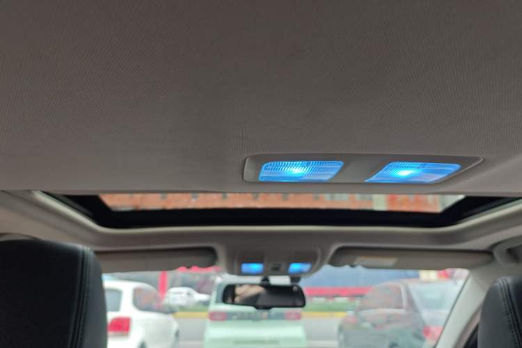 Used Mazda Atenza 2014 2.5L Blue Sky Prestige Edition Headliner