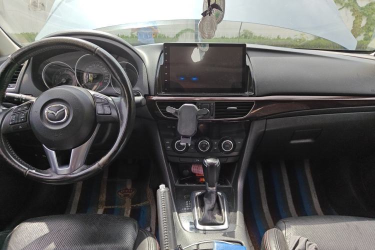 Used Mazda Atenza 2015 2.0L Blue Sky Luxury Edition Center Console