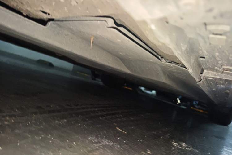 Used Mazda Atenza 2015 2.0L Blue Sky Luxury Edition Chassis Front Left