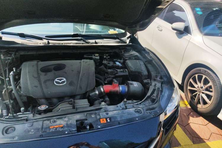 Used Mazda Atenza 2015 2.0L Blue Sky Luxury Edition Engine Bay Left