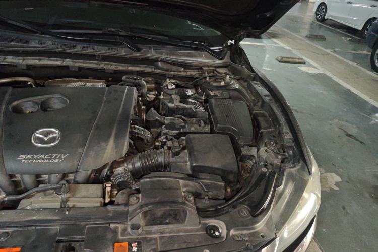 Used Mazda Atenza 2015 2.0L Blue Sky Luxury Edition Engine Bay Left