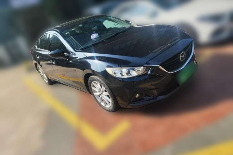 Used Mazda Atenza 2015 2.0L Blue Sky Luxury Edition Front Right 45 Deg
