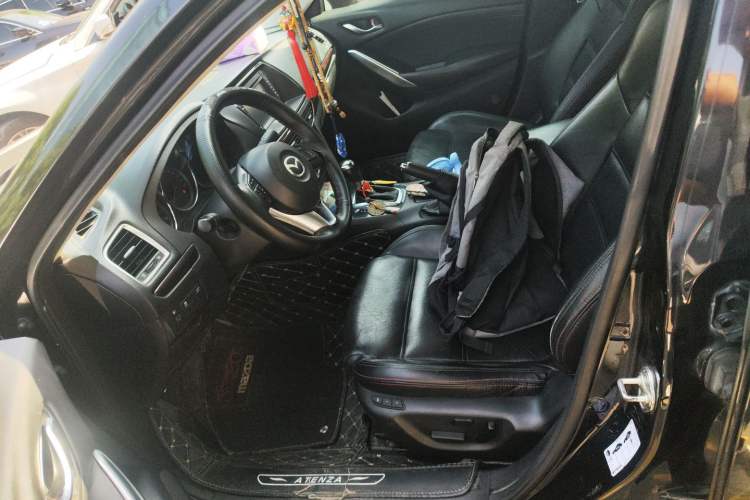 Used Mazda Atenza 2015 2.0L Blue Sky Luxury Edition Left Front Seat