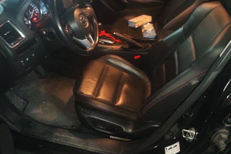 Used Mazda Atenza 2015 2.0L Blue Sky Luxury Edition Left Front Seat