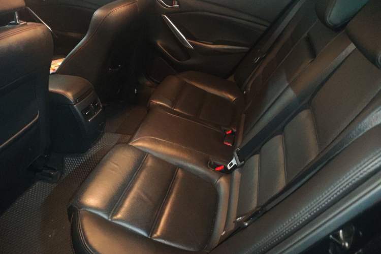 Used Mazda Atenza 2015 2.0L Blue Sky Luxury Edition Left Rear Seat