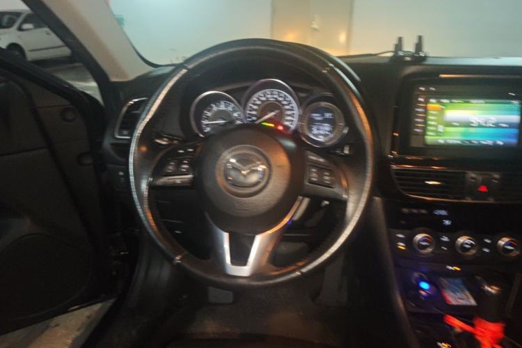 Used Mazda Atenza 2015 2.0L Blue Sky Luxury Edition Steering Wheel