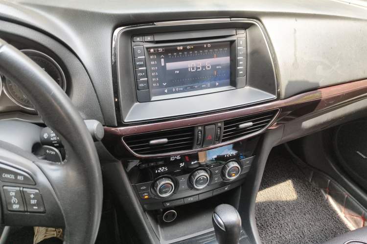 Used Mazda Atenza 2015 2.5L Blue Sky Prestige Edition Audio And AC Panel