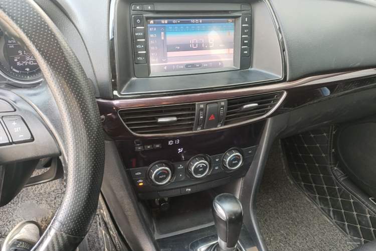 Used Mazda Atenza 2015 2.0L Blue Sky Luxury Edition Audio And AC Panel