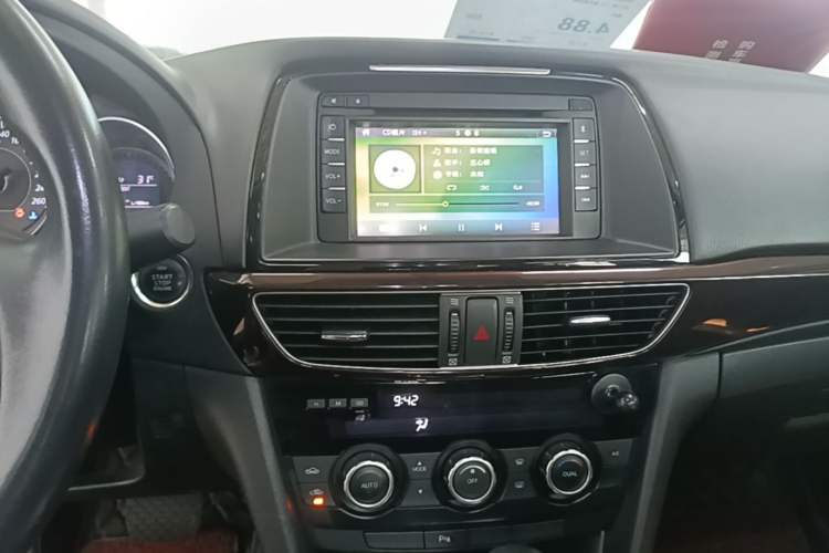 Used Mazda Atenza 2015 2.5L Blue Sky Sport Edition Audio And AC Panel