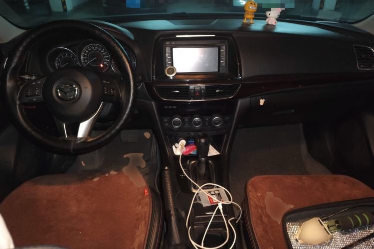 Used Mazda Atenza 2015 2.0L Blue Sky Luxury Edition Center Console