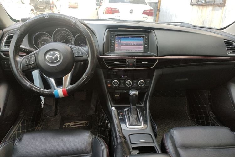 Used Mazda Atenza 2015 2.0L Blue Sky Luxury Edition Center Console